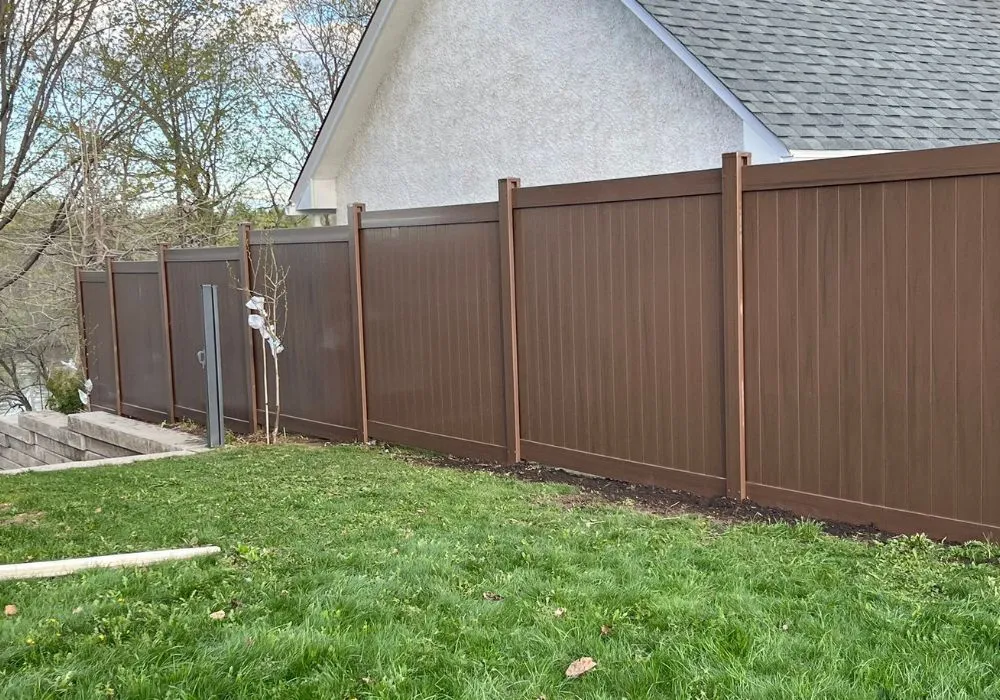 When is a building permit needed for a fence