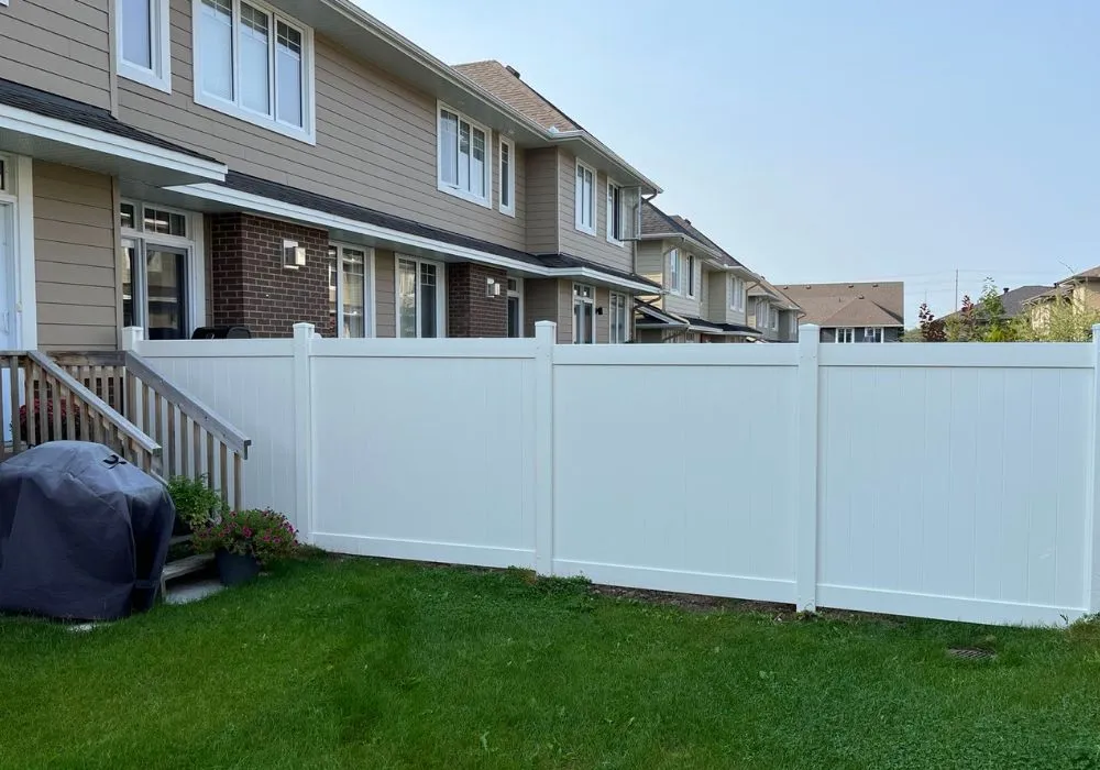 modern vinyl fence styles