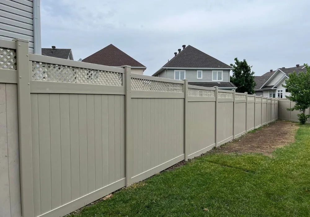 vinyl fence benefits